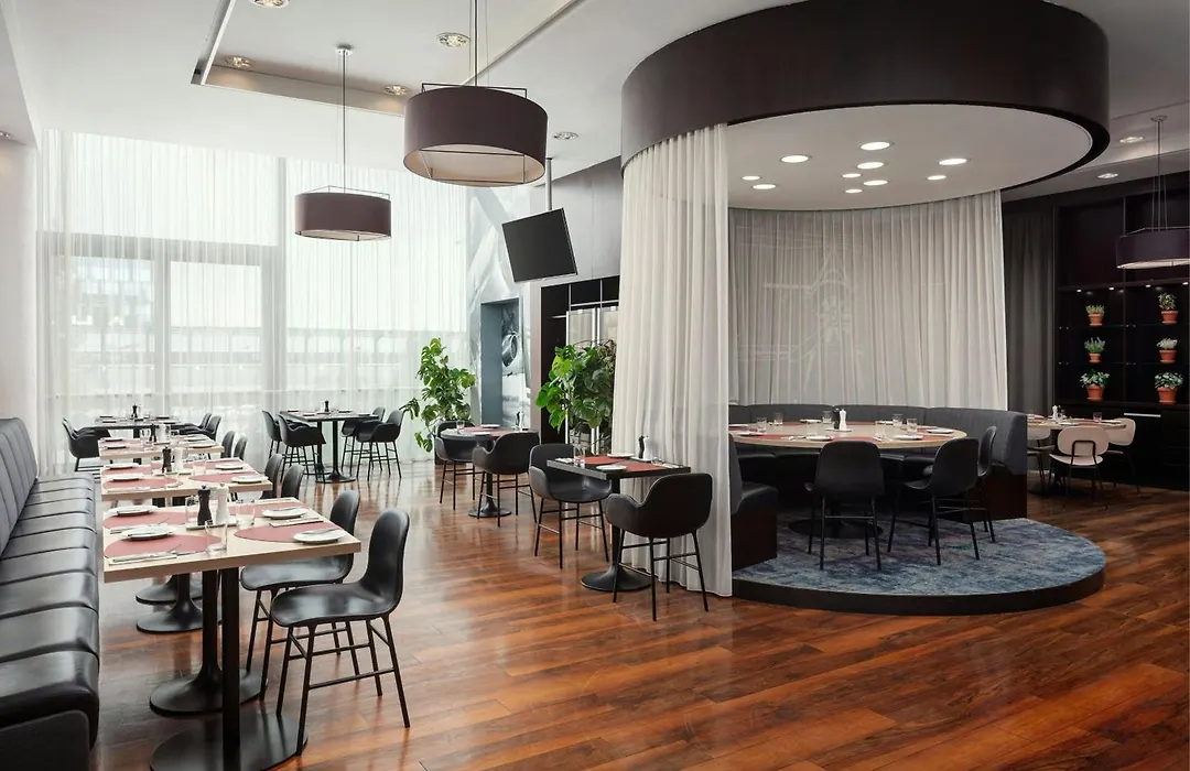 Courtyard By Marriott Prague Airport-1